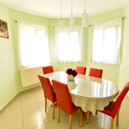 Apartamento For Families With Children Bibinje, Zadar - 22677 *